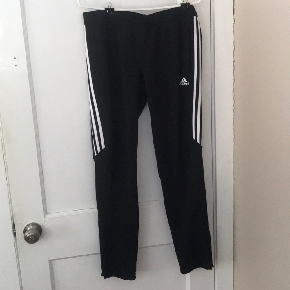 Adidas joggers size L